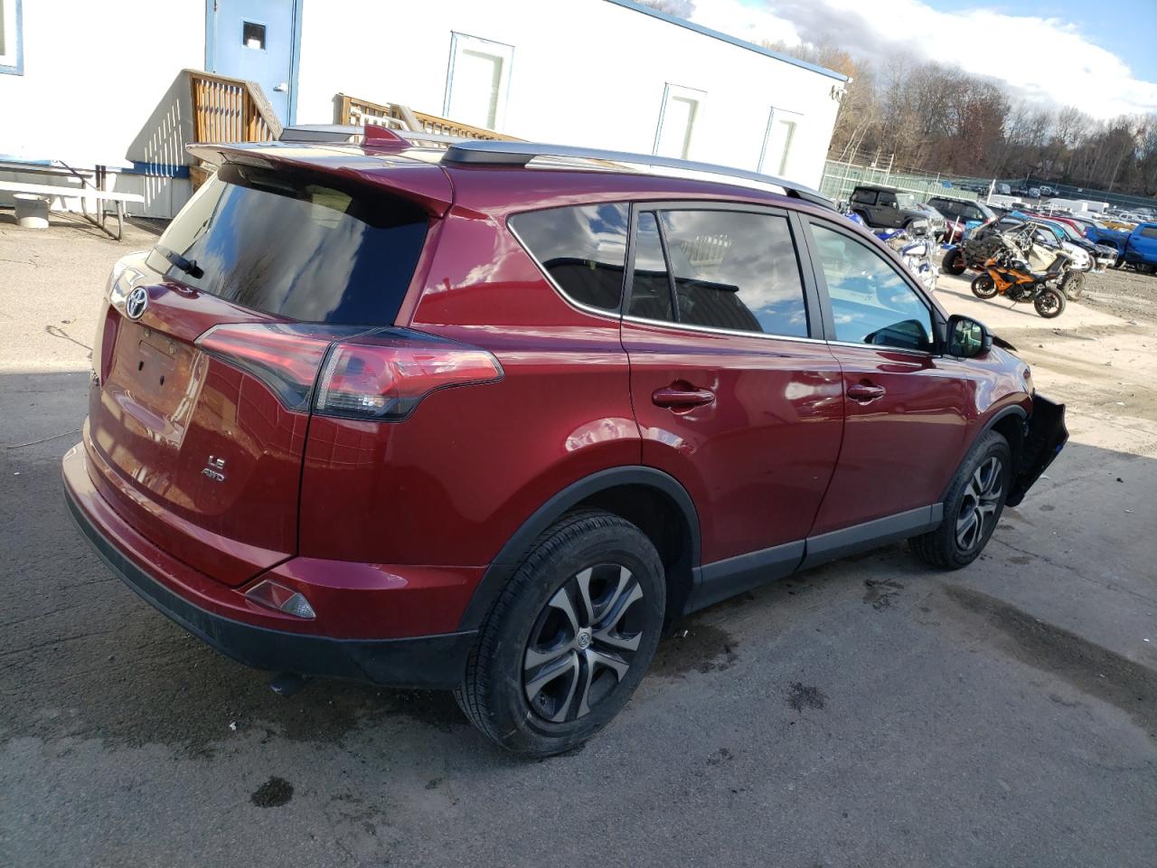 2018 Toyota RAV 4 - Image 3