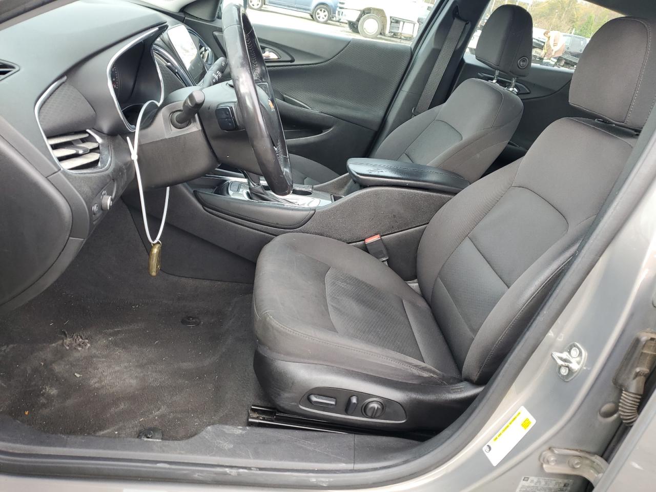 2018 Chevrolet Malibu - Image 7