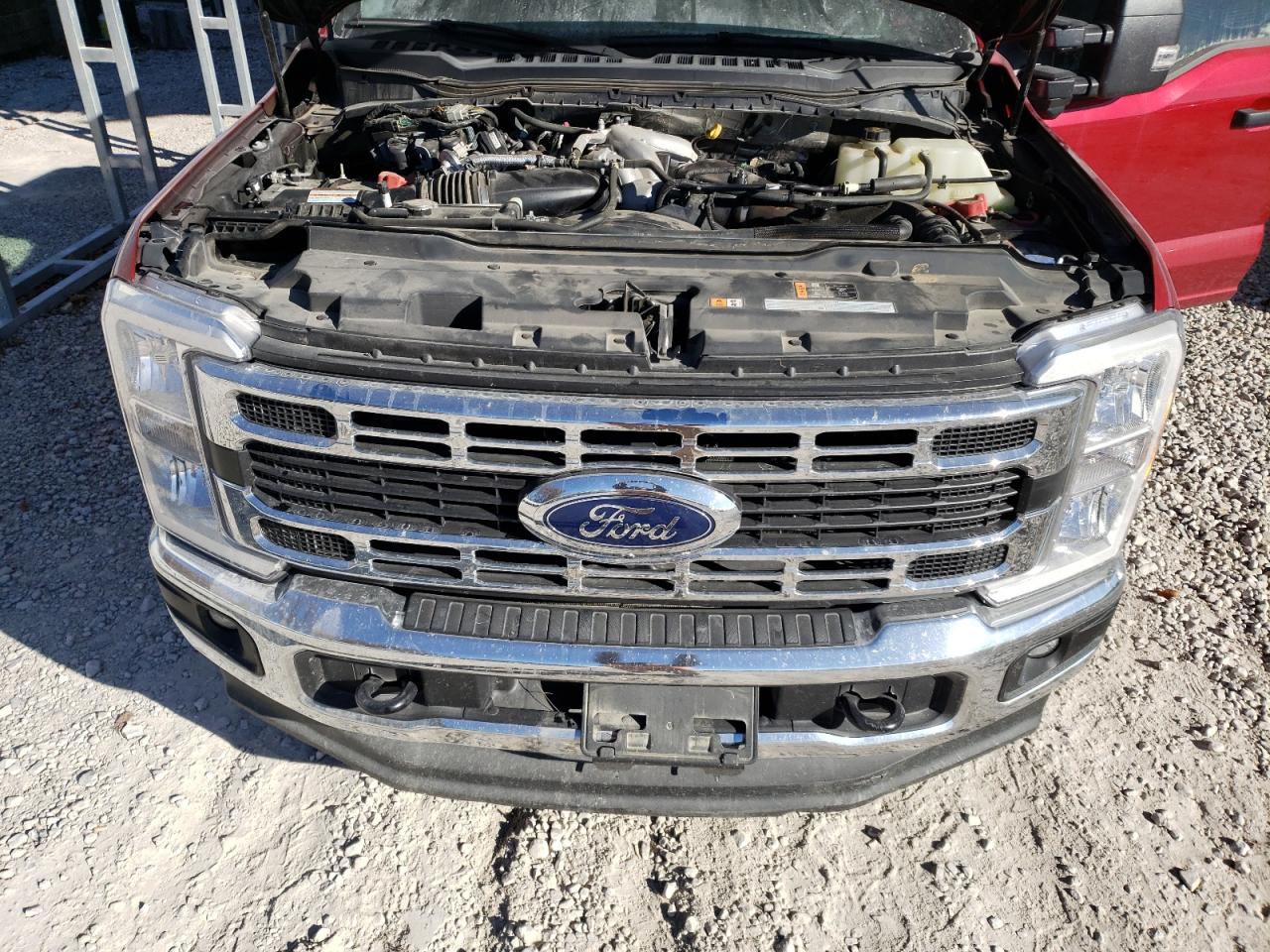2023 Ford F350 - Image 11