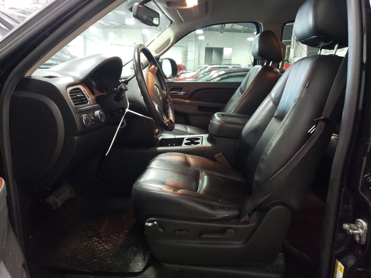 2014 Chevrolet Tahoe - Image 7