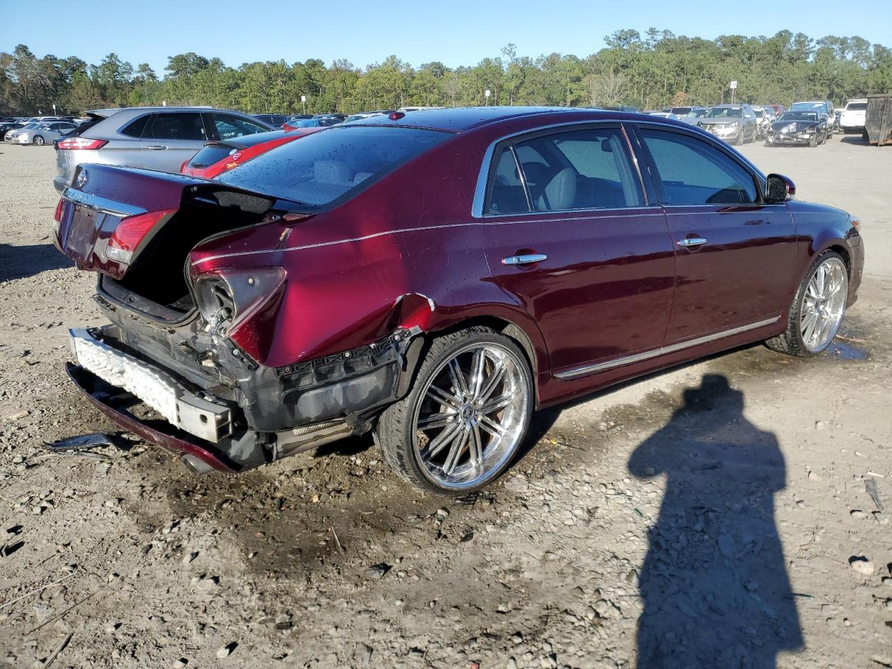 2011 Toyota Avalon - Image 3