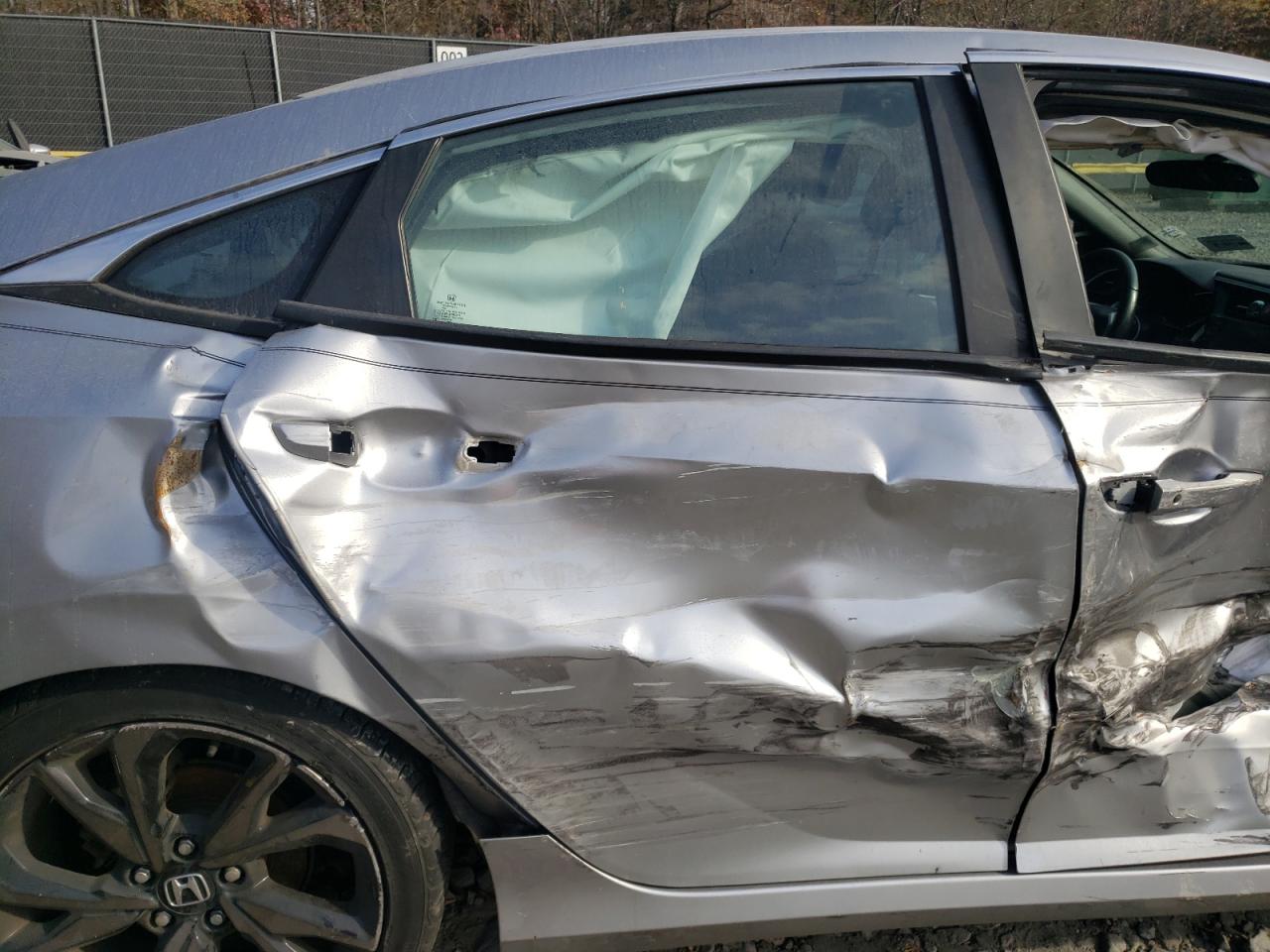 2019 Honda Civic - Image 10
