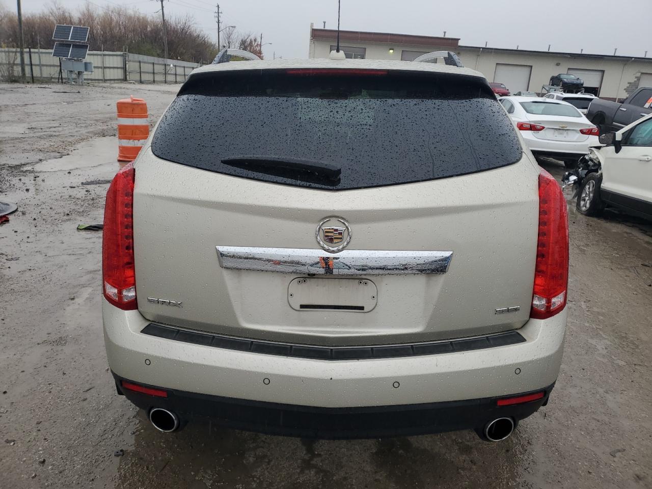 2015 Cadillac SRX - Image 6