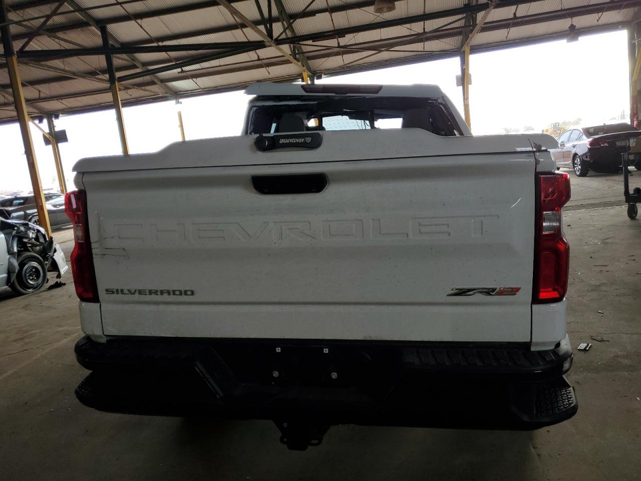 2023 Chevrolet Silverado - Image 6