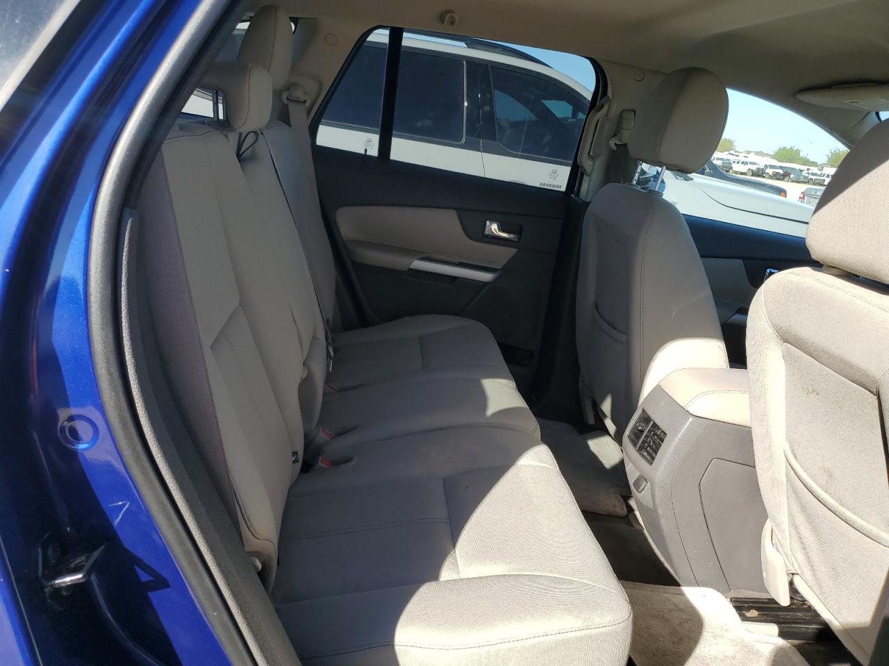 2014 Ford Edge - Image 11