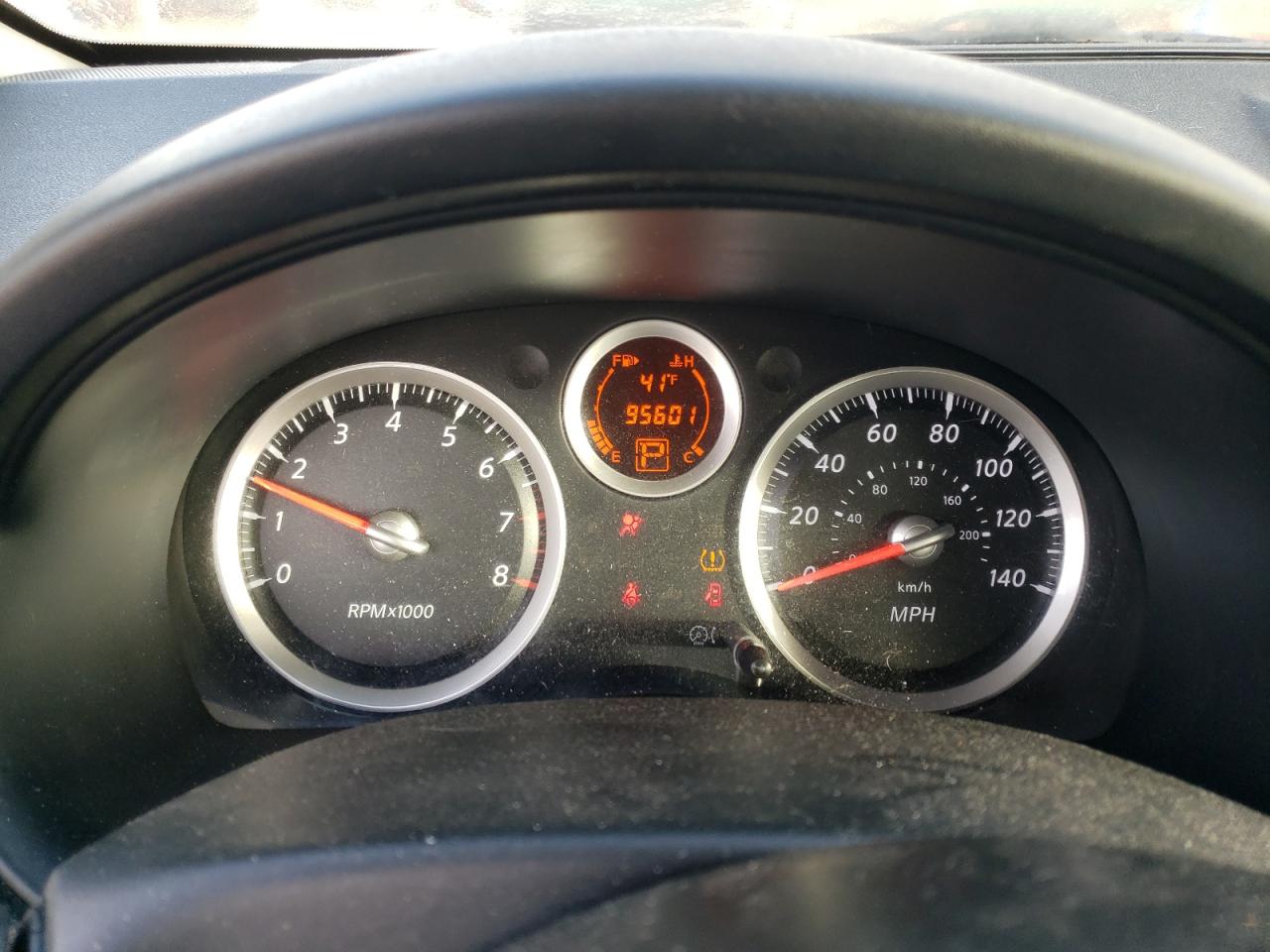 2010 Nissan Sentra - Image 9