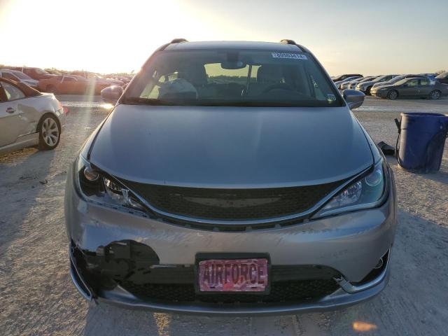  CHRYSLER PACIFICA 2020 Серебристый