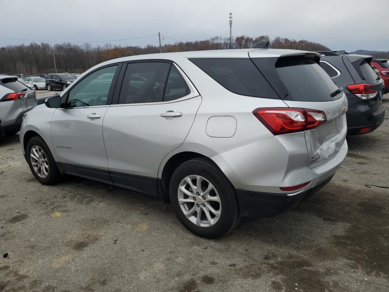 2021 Chevrolet Equinox - Image 2