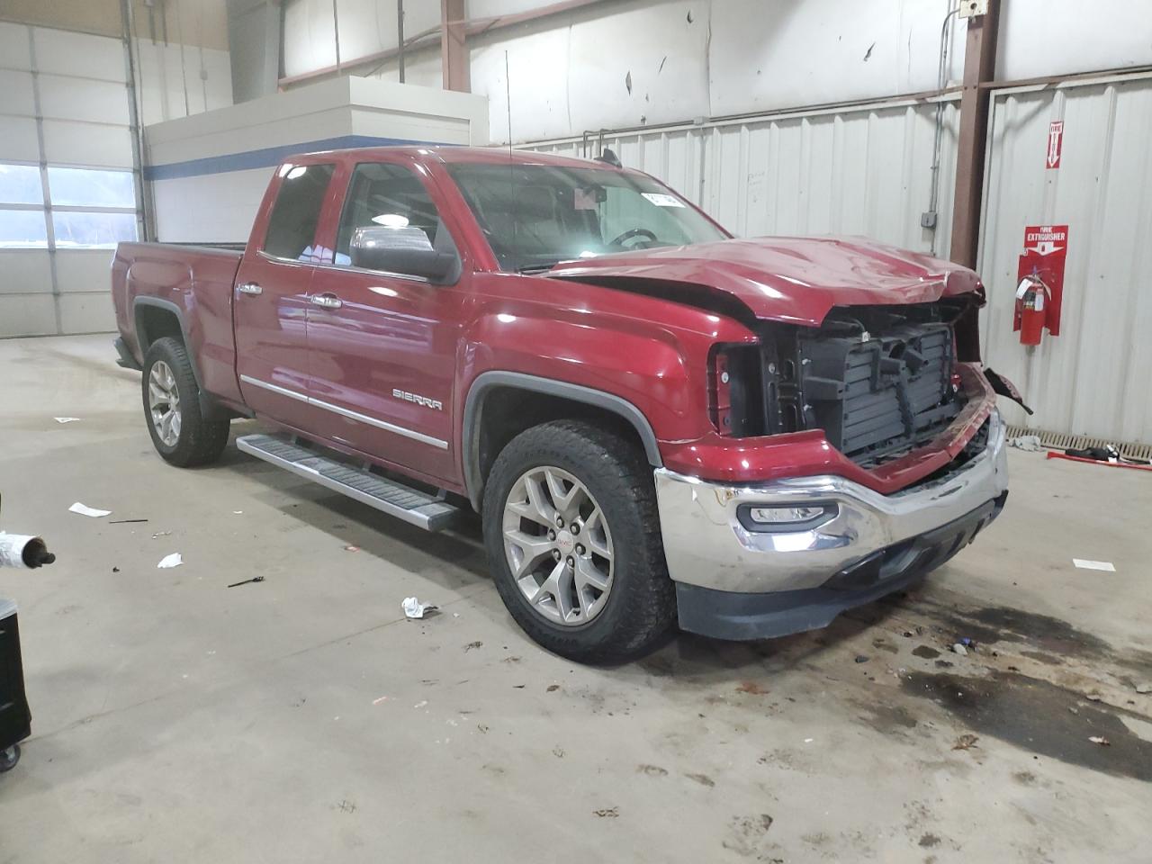2018 GMC Sierra - Image 4