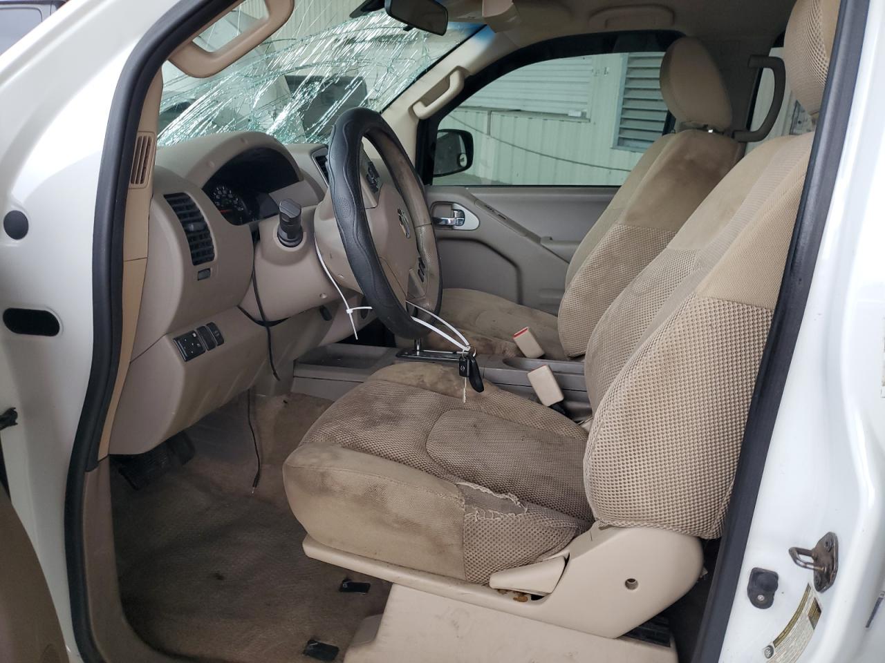 2015 Nissan Navara (Frontier) - Image 7