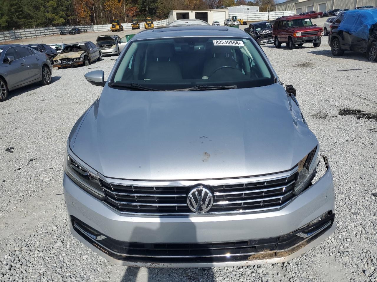 VIN 1VWBA7A34JC044930 2018 VOLKSWAGEN PASSAT no.5