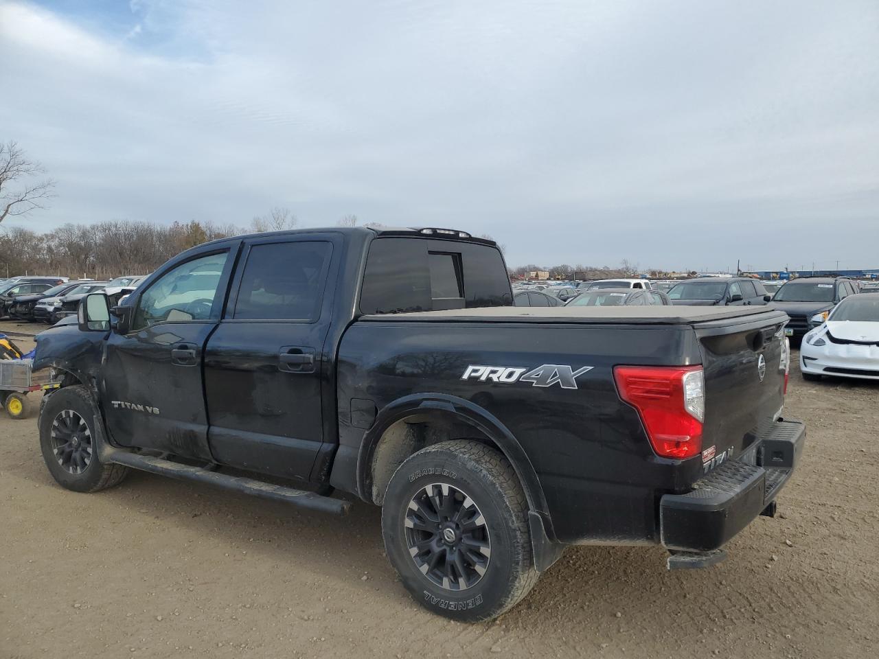 VIN 1N6AA1E58KN525399 2019 NISSAN TITAN no.2