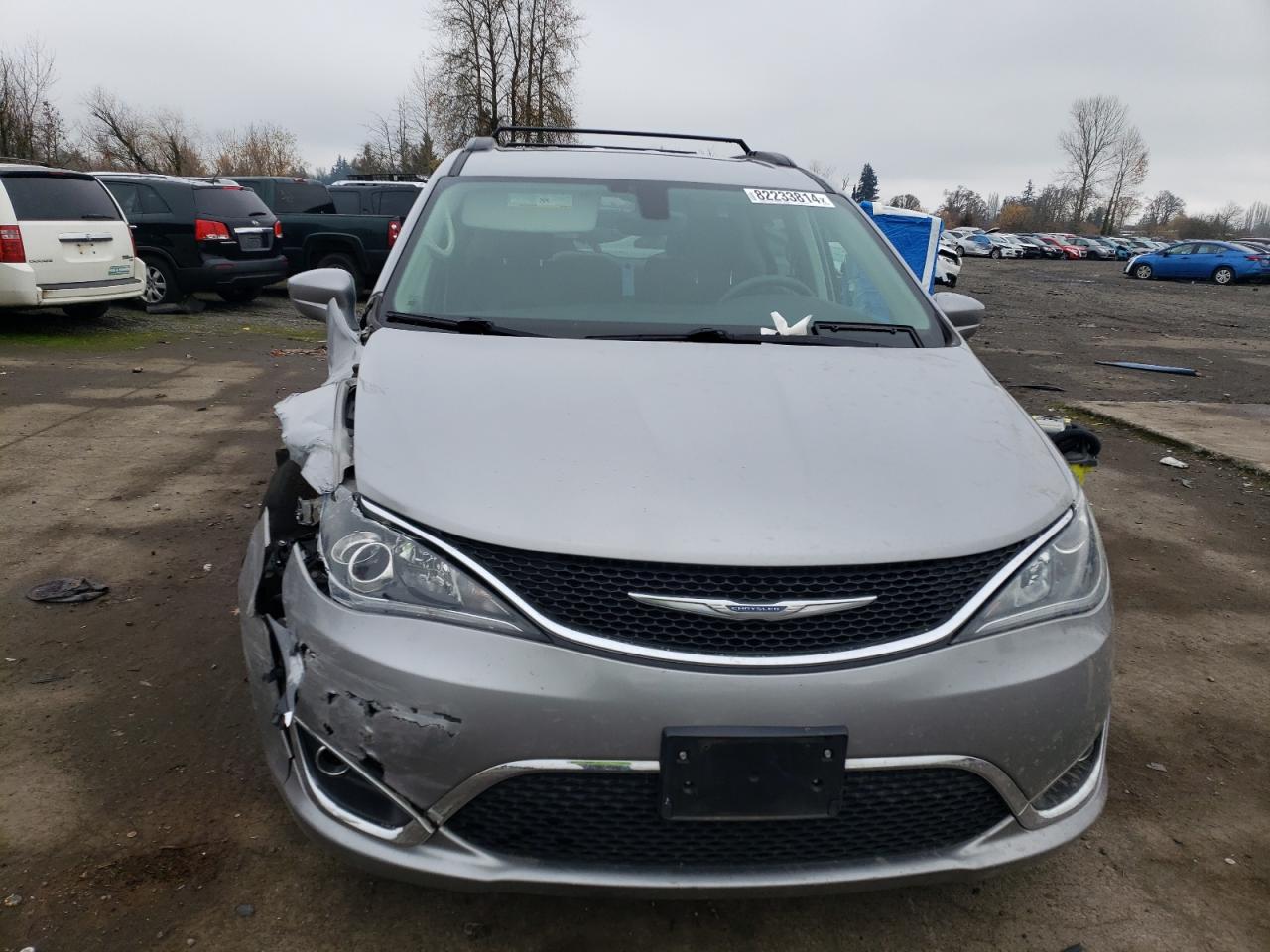 2017 Chrysler Pacifica - Image 5