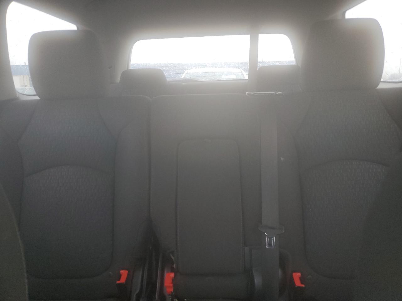 2016 GMC Acadia - Image 10