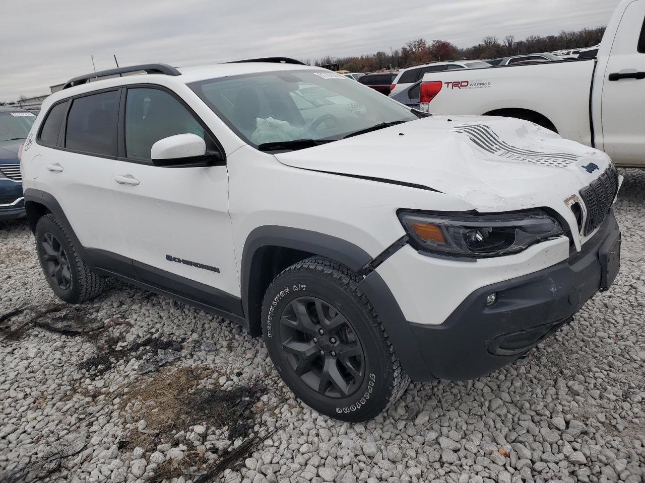 2020 Jeep Grand Cherokee - Image 4