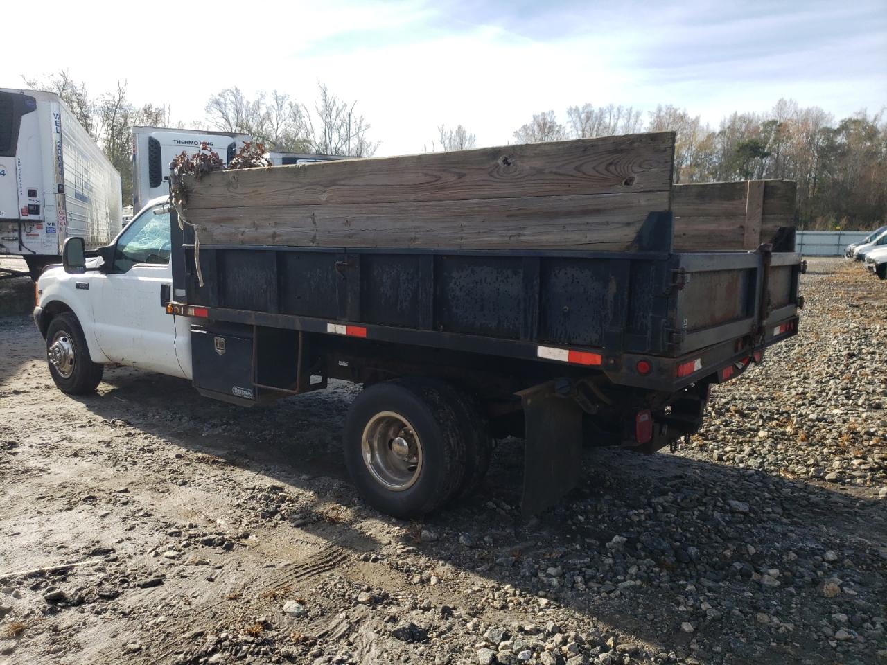 1999 Ford F350 - Image 2