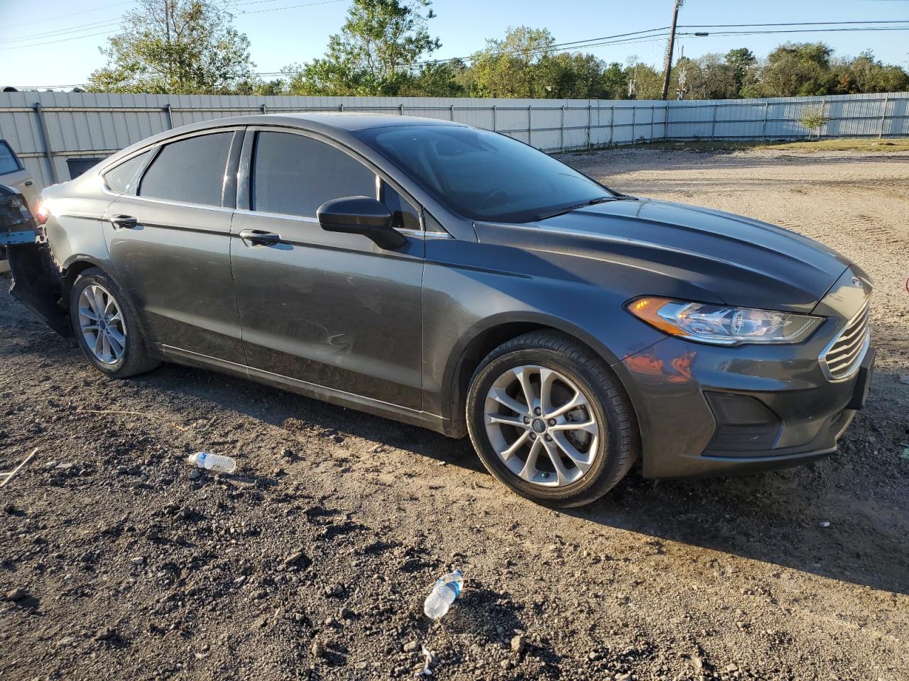 2020 Ford Fusion - Image 4