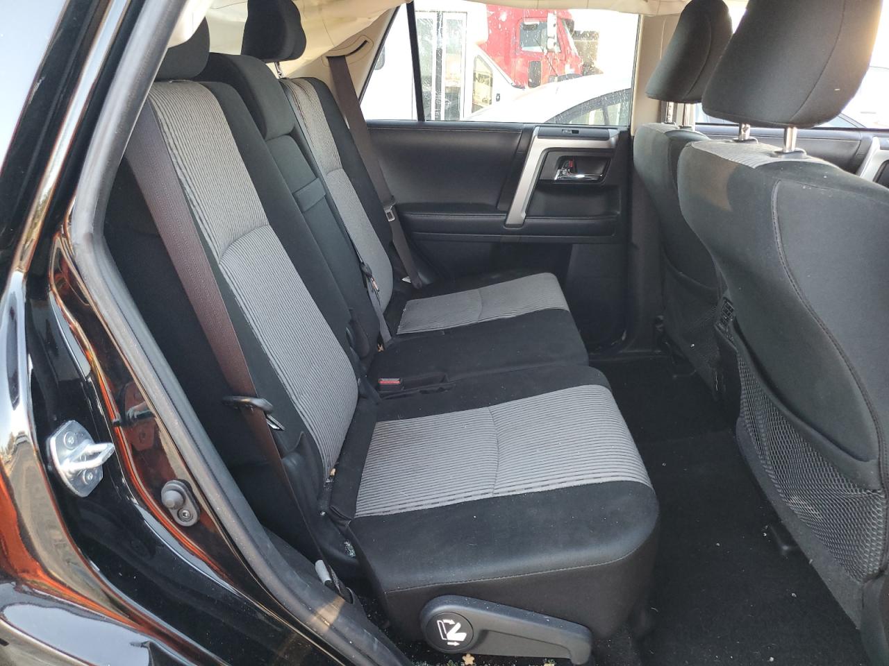 2018 Toyota 4Runner - Image 11