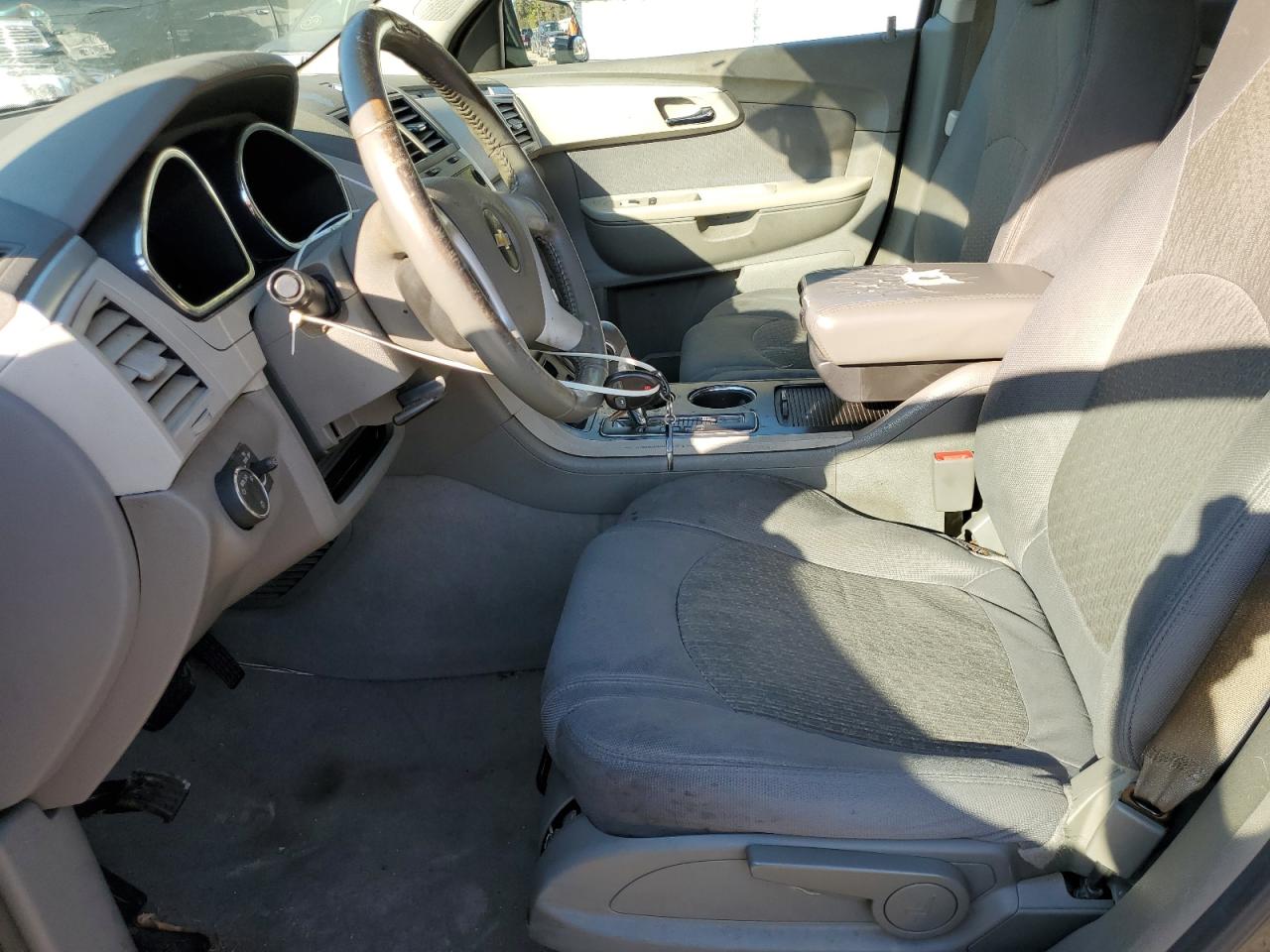 2011 Chevrolet Traverse - Image 7