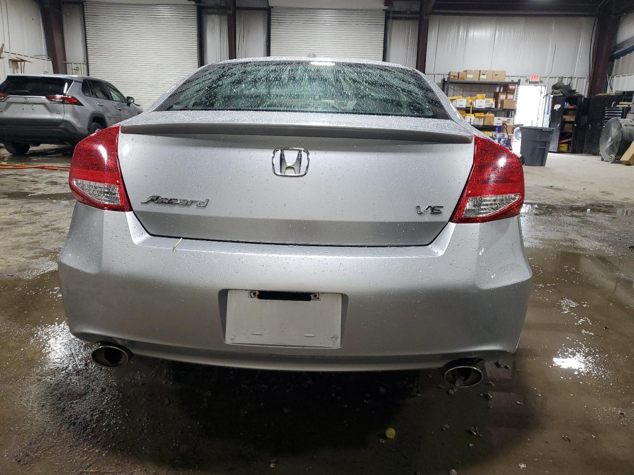 2011 Honda Accord Exl VIN: 1HGCS2B84BA003424 Lot: 81541724