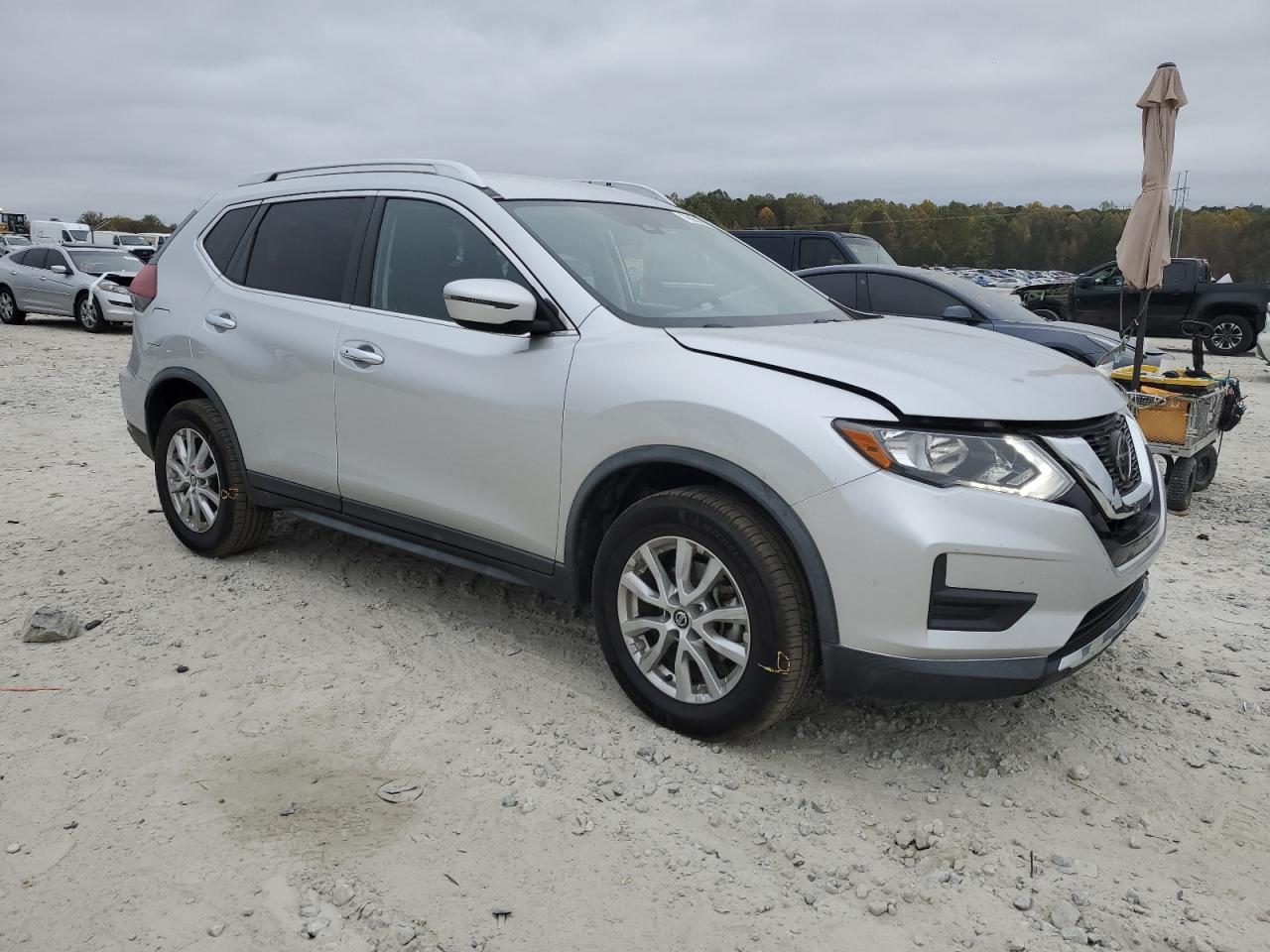 2020 Nissan Rogue - Image 4
