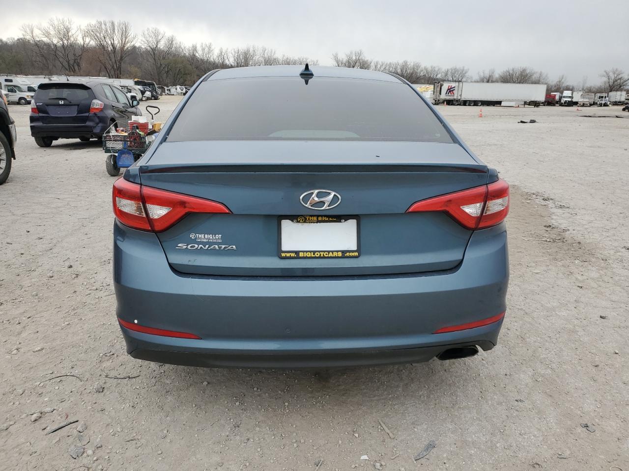 2017 Hyundai Sonata - Image 6