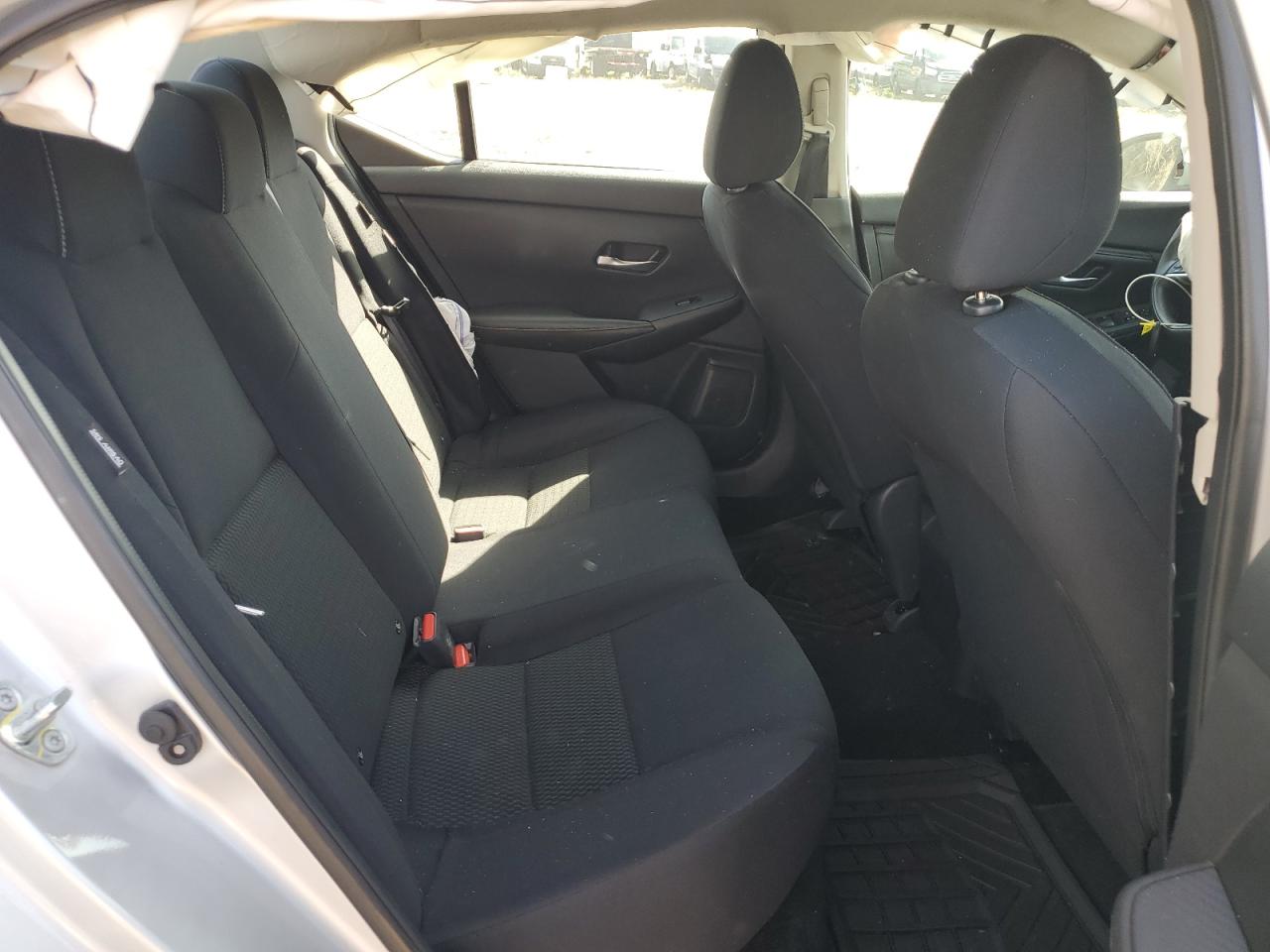 2020 Nissan Sentra - Image 10