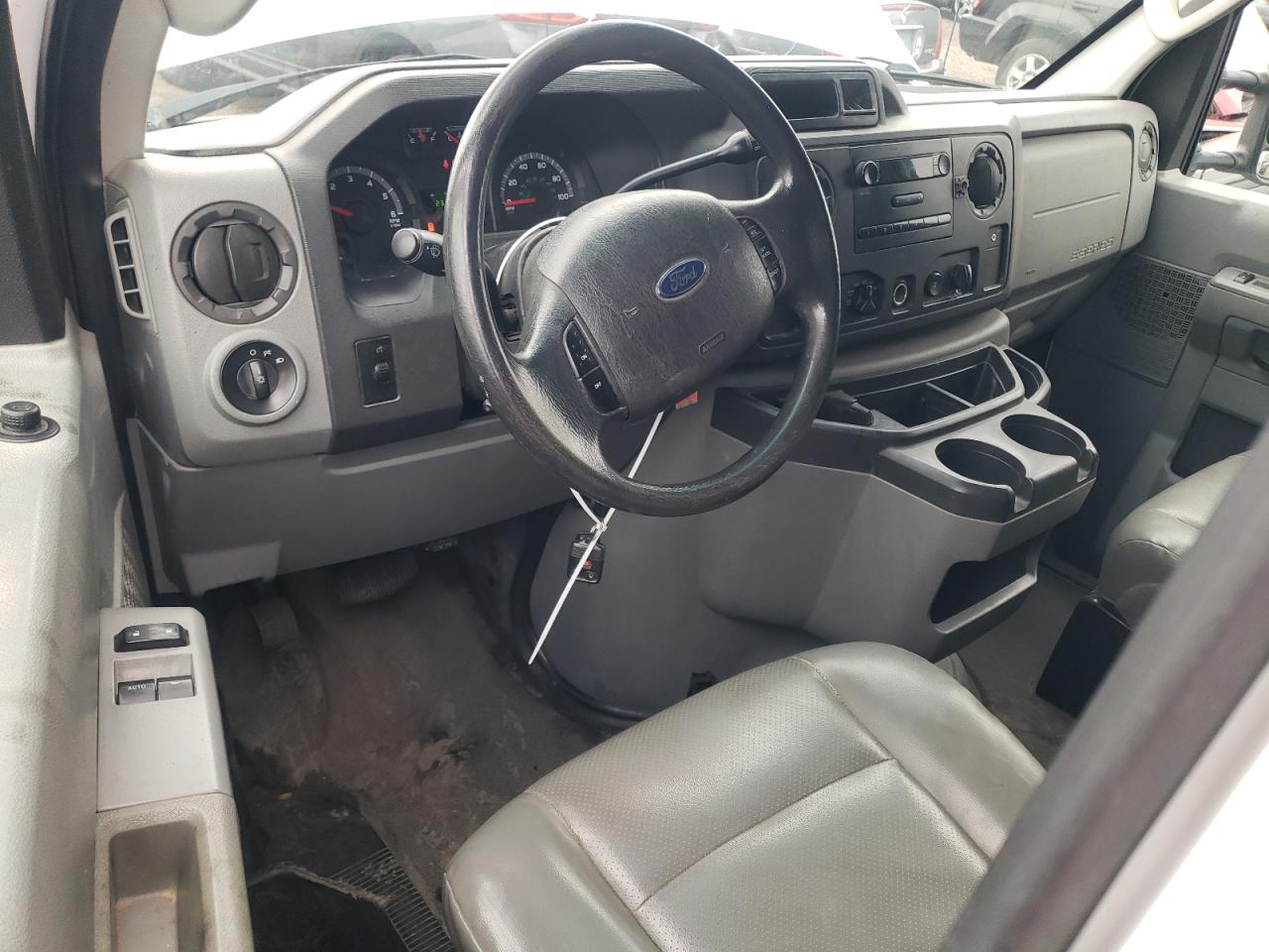 2012 Ford Econoline - Image 8