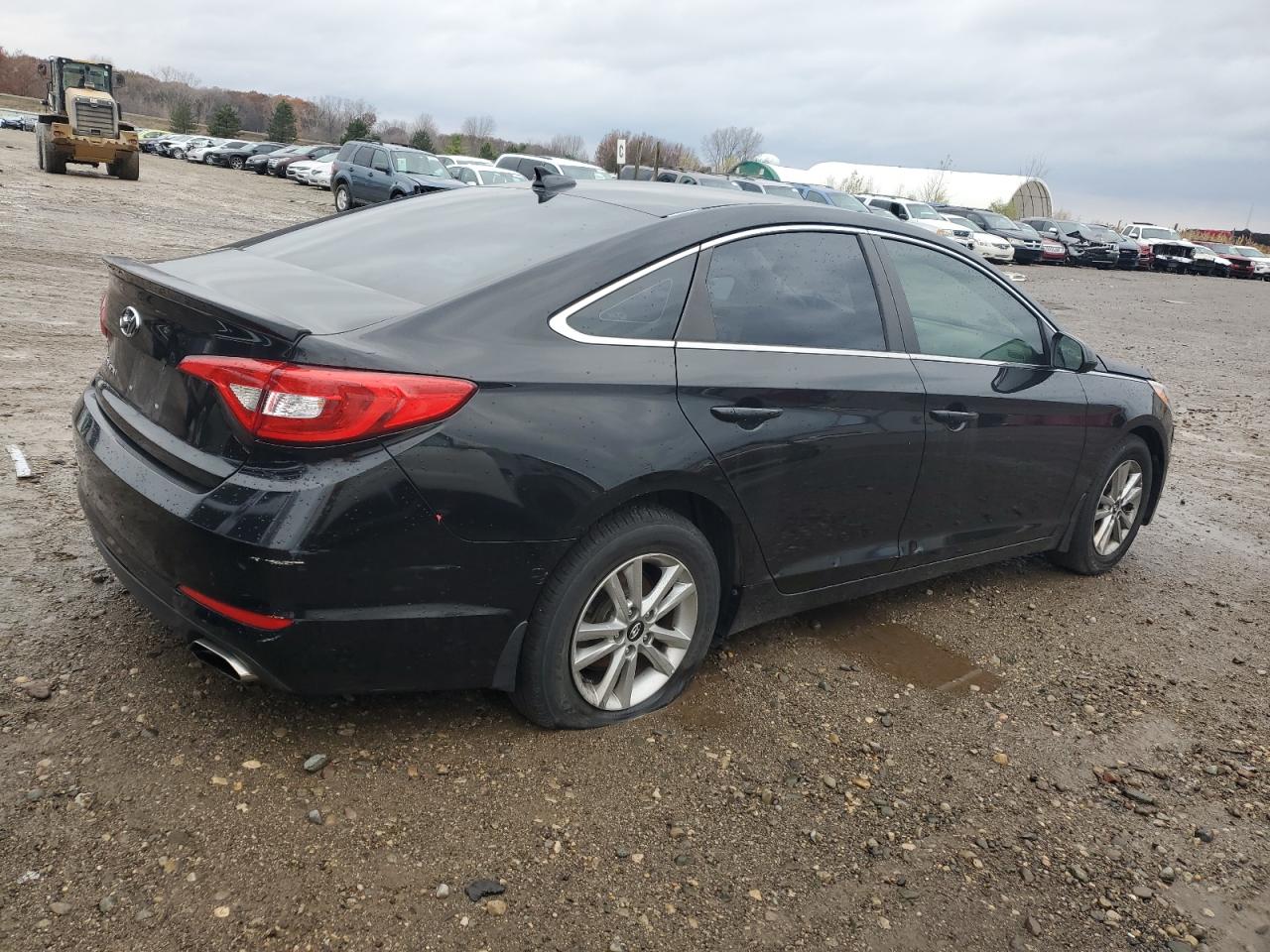 2016 Hyundai Sonata - Image 3