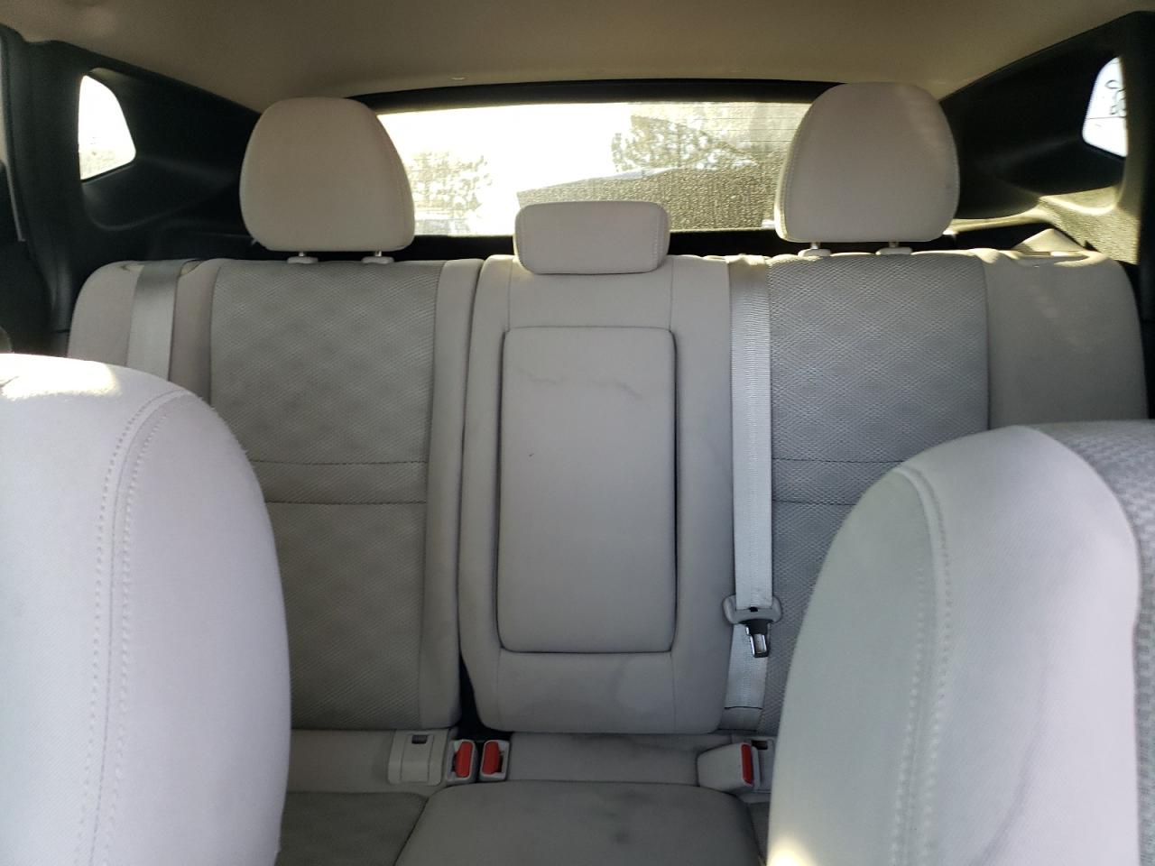 2018 Nissan Rogue - Image 10