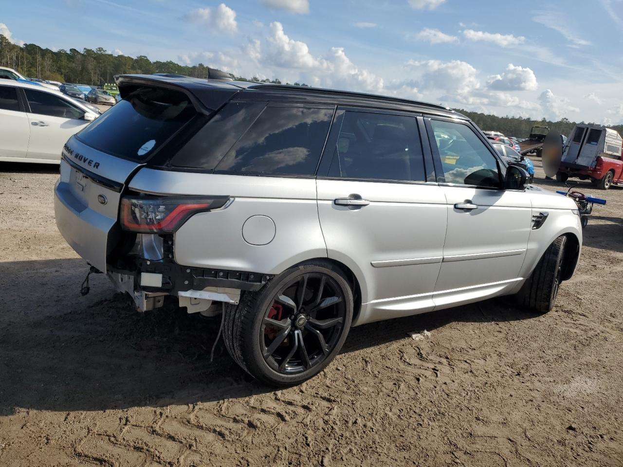 2019 Land Rover Range Rover - Image 3