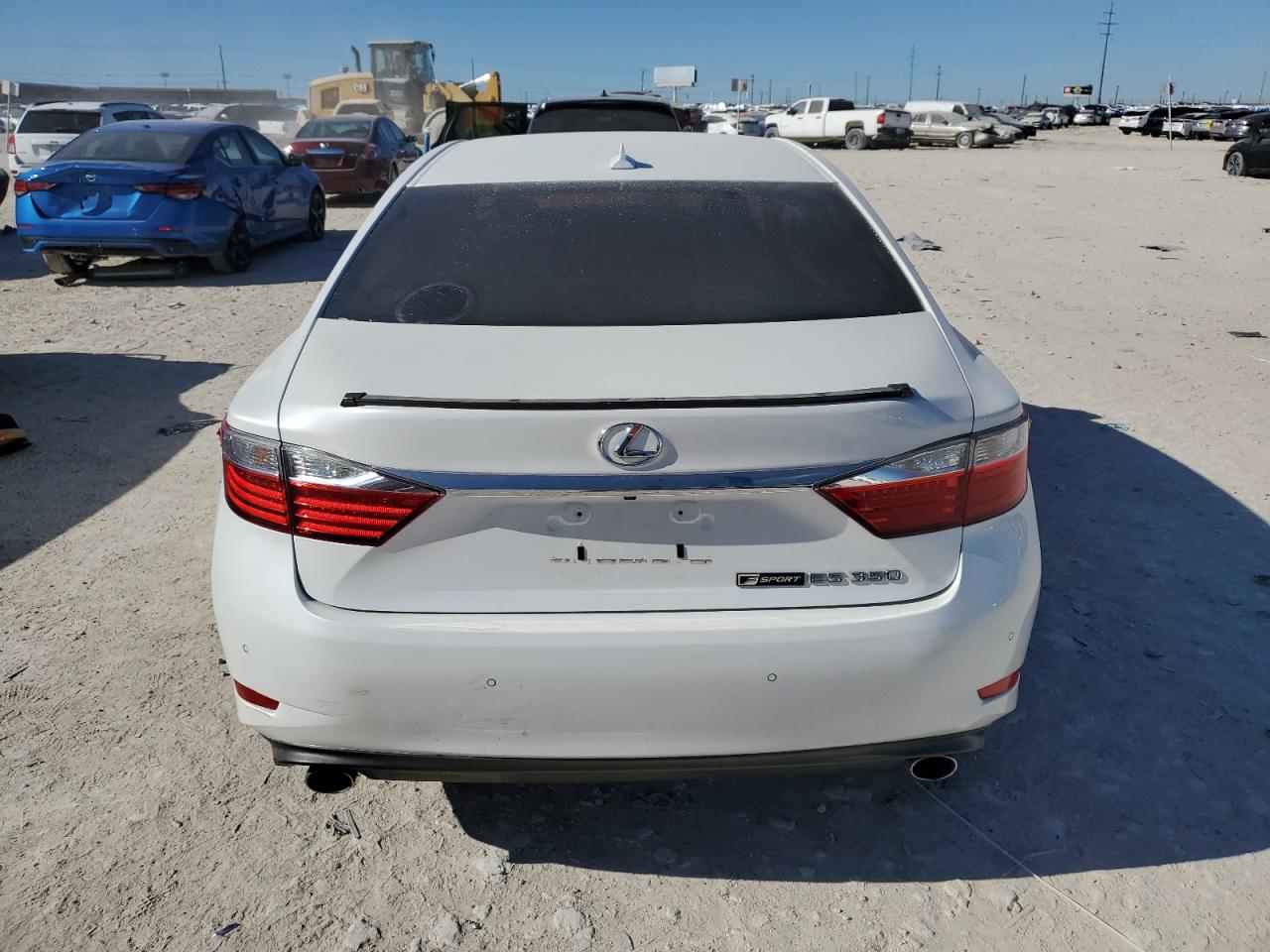 2014 Lexus ES - Image 6