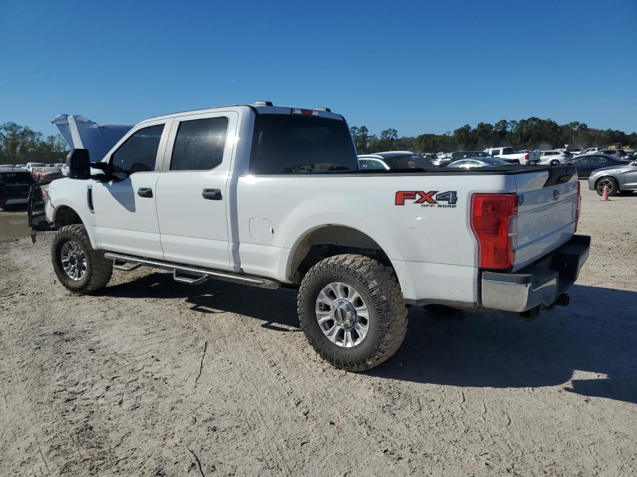 2022 Ford F350 - Image 2