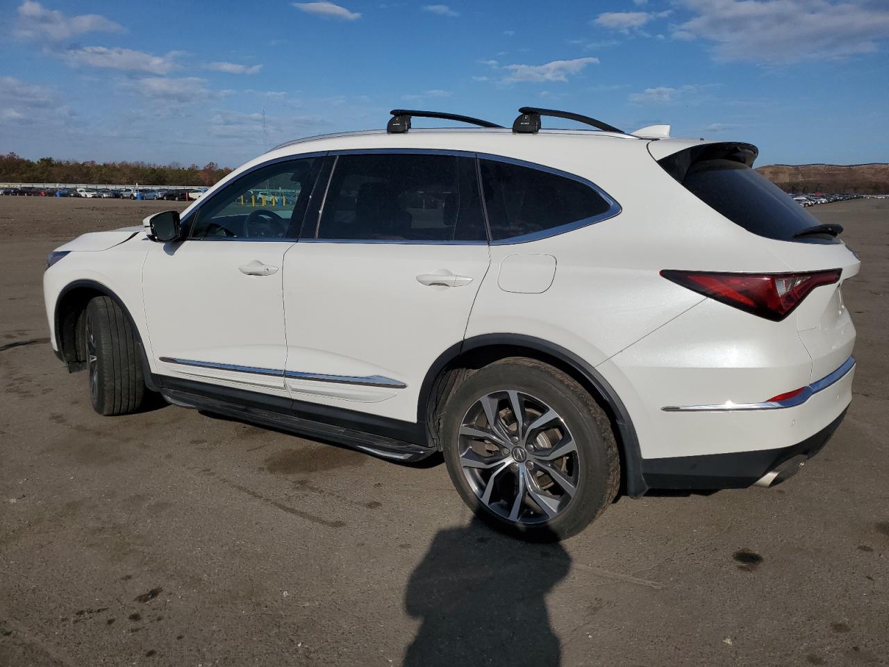 2022 Acura MDX - Image 2