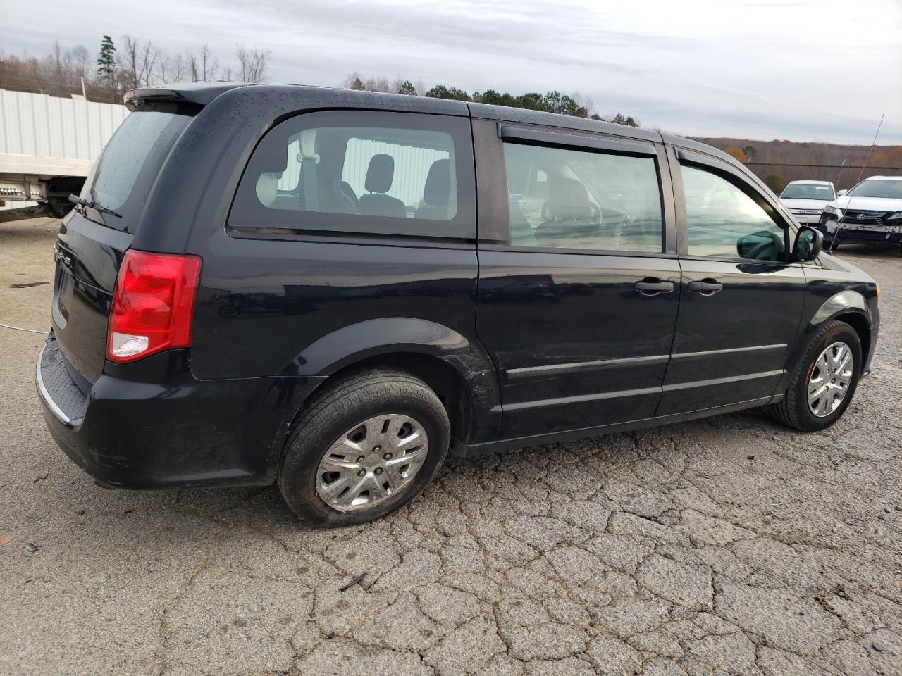 2014 Dodge Caravan - Image 3