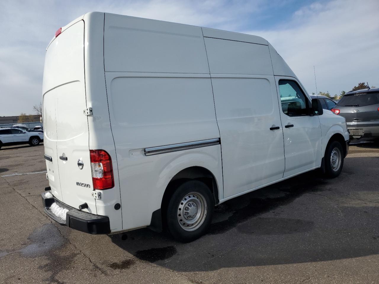 VIN 1N6BF0LY1JN817715 2018 NISSAN NV no.3