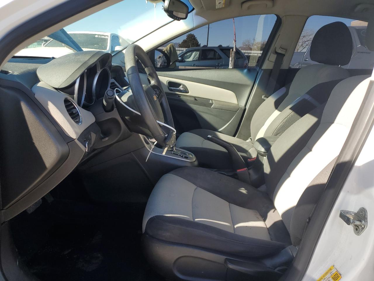 2014 Chevrolet Cruze - Image 7
