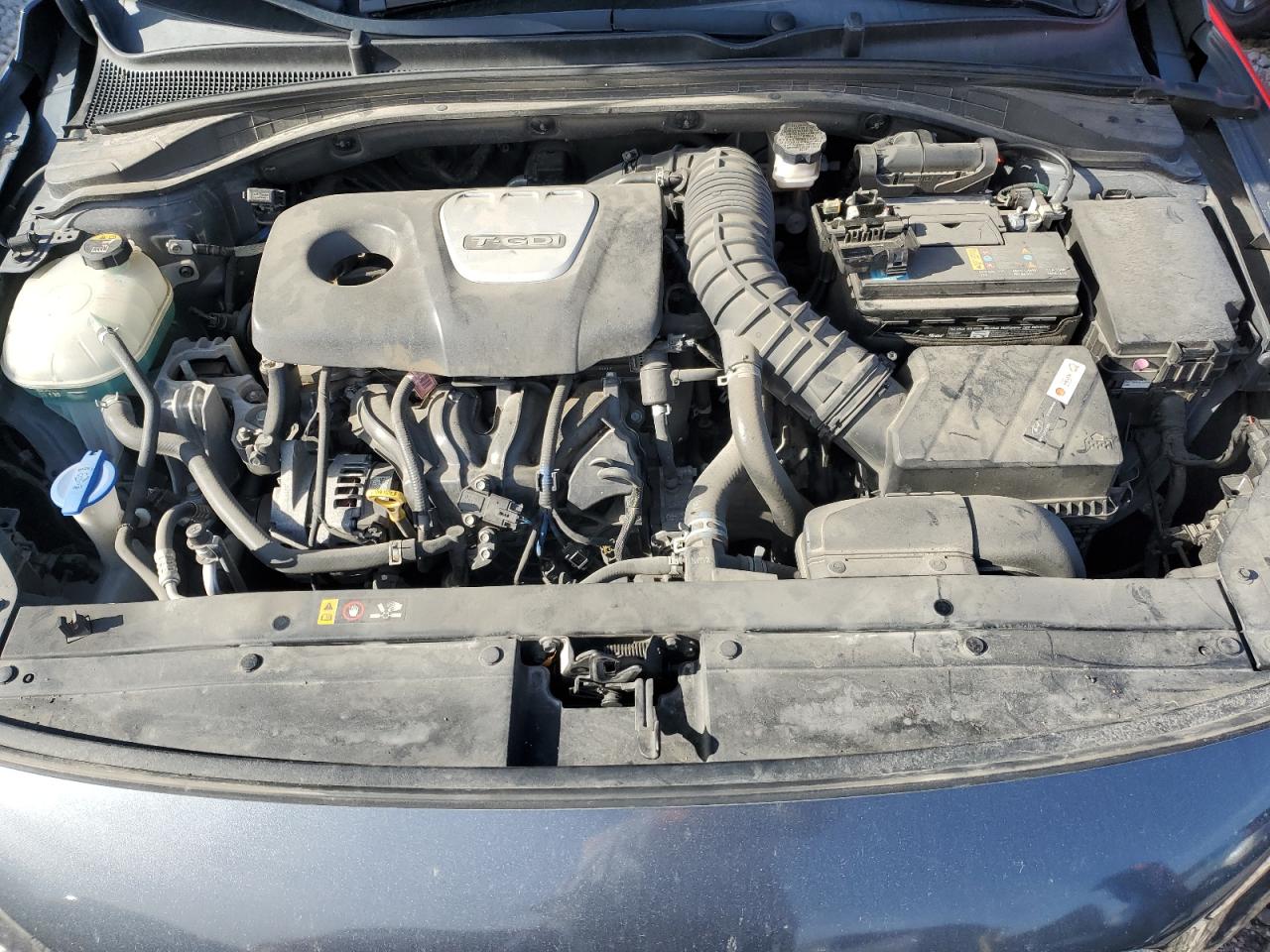2018 Hyundai Elantra - Image 12