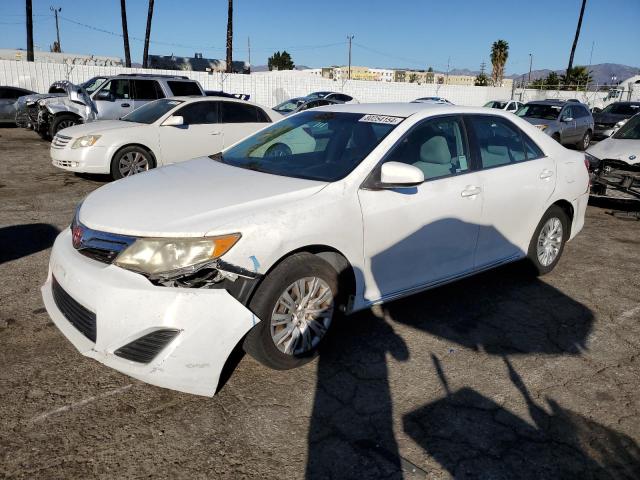  TOYOTA CAMRY 2014 Белы