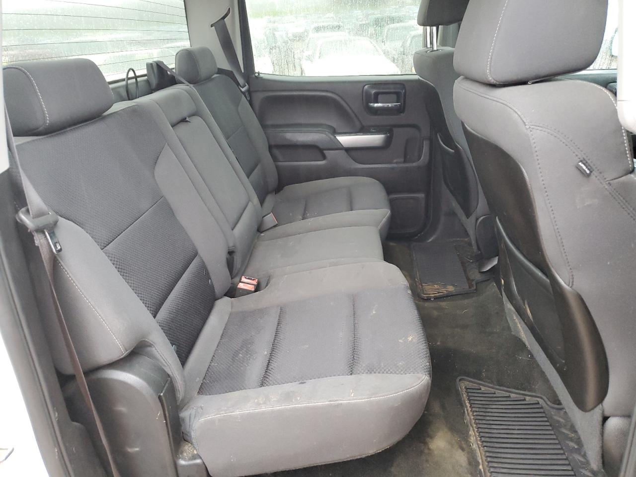 2014 Chevrolet Silverado - Image 10