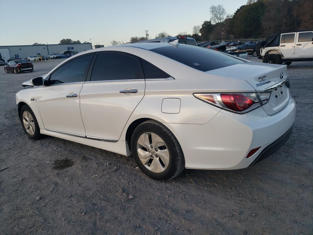 2015 Hyundai Sonata - Image 2