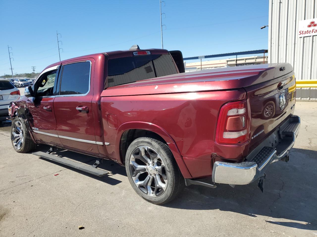 2019 RAM 1500 - Image 2
