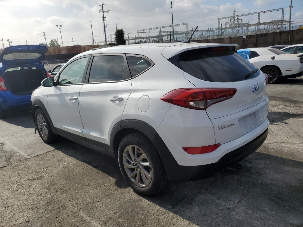 2017 Hyundai Tucson - Image 2