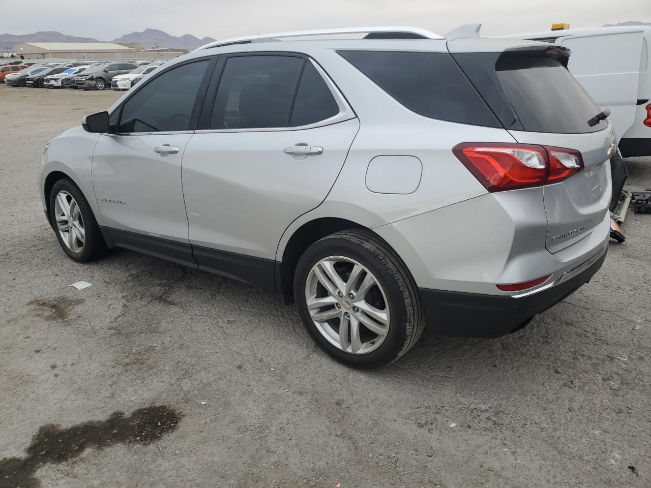 VIN 3GNAXPEX7KS632138 2019 CHEVROLET EQUINOX no.2