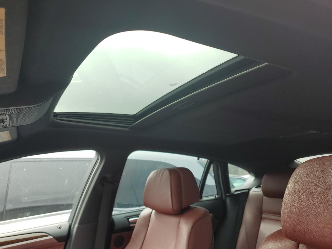 2012 BMW X6 - Image 13