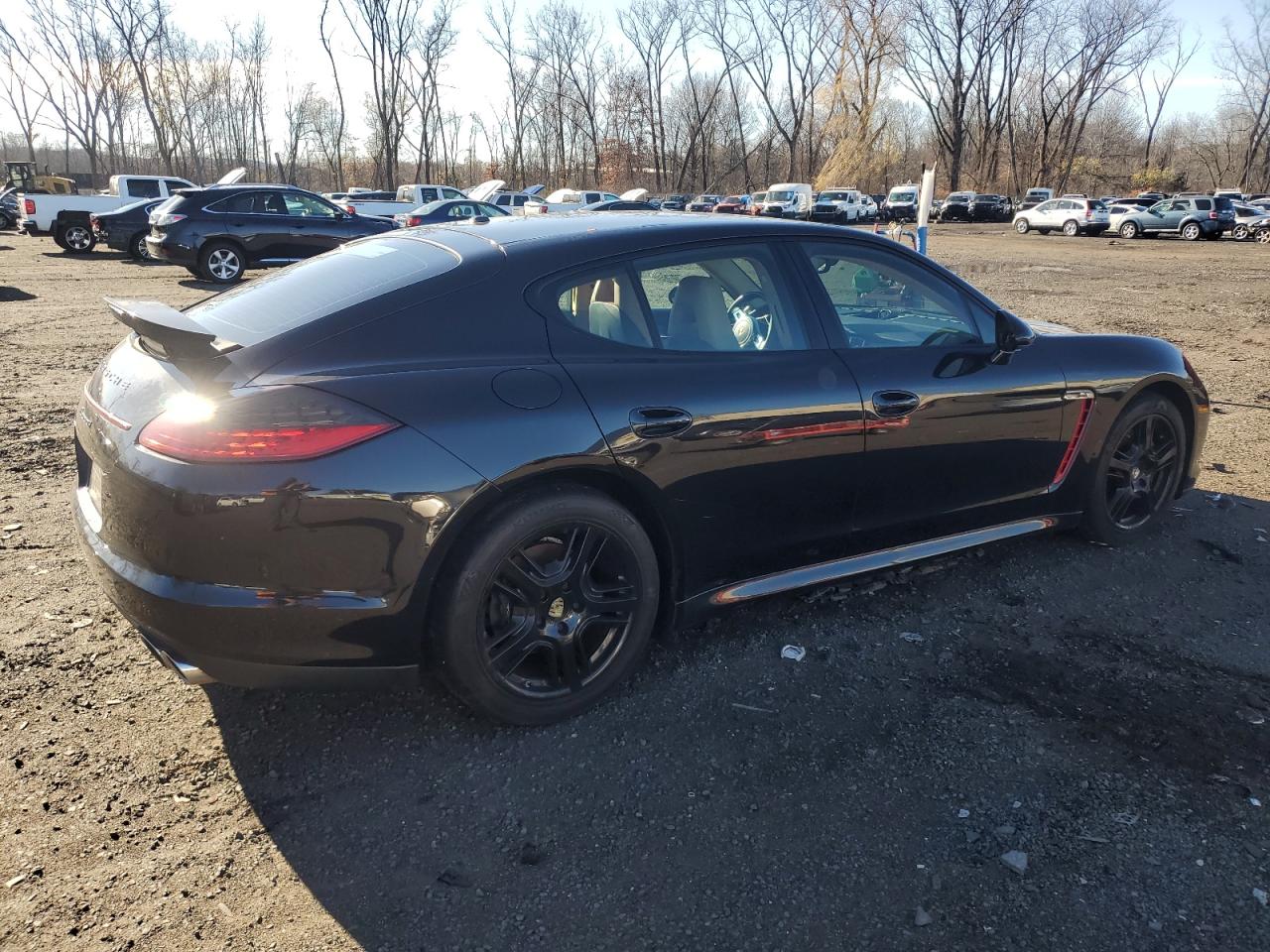 VIN WP0AA2A7XDL015036 2013 PORSCHE PANAMERA no.3