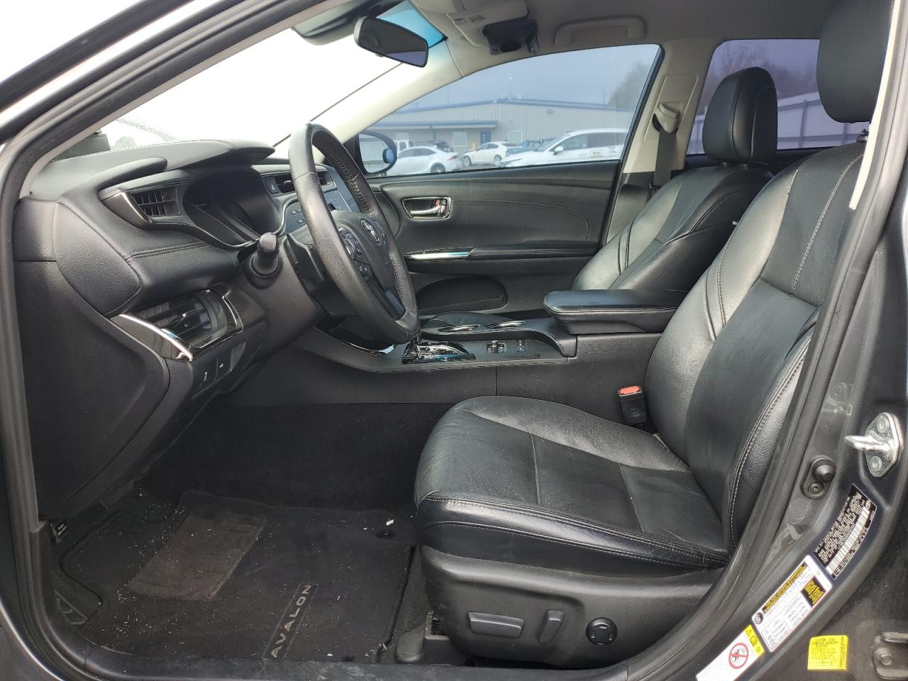 2017 Toyota Avalon - Image 7