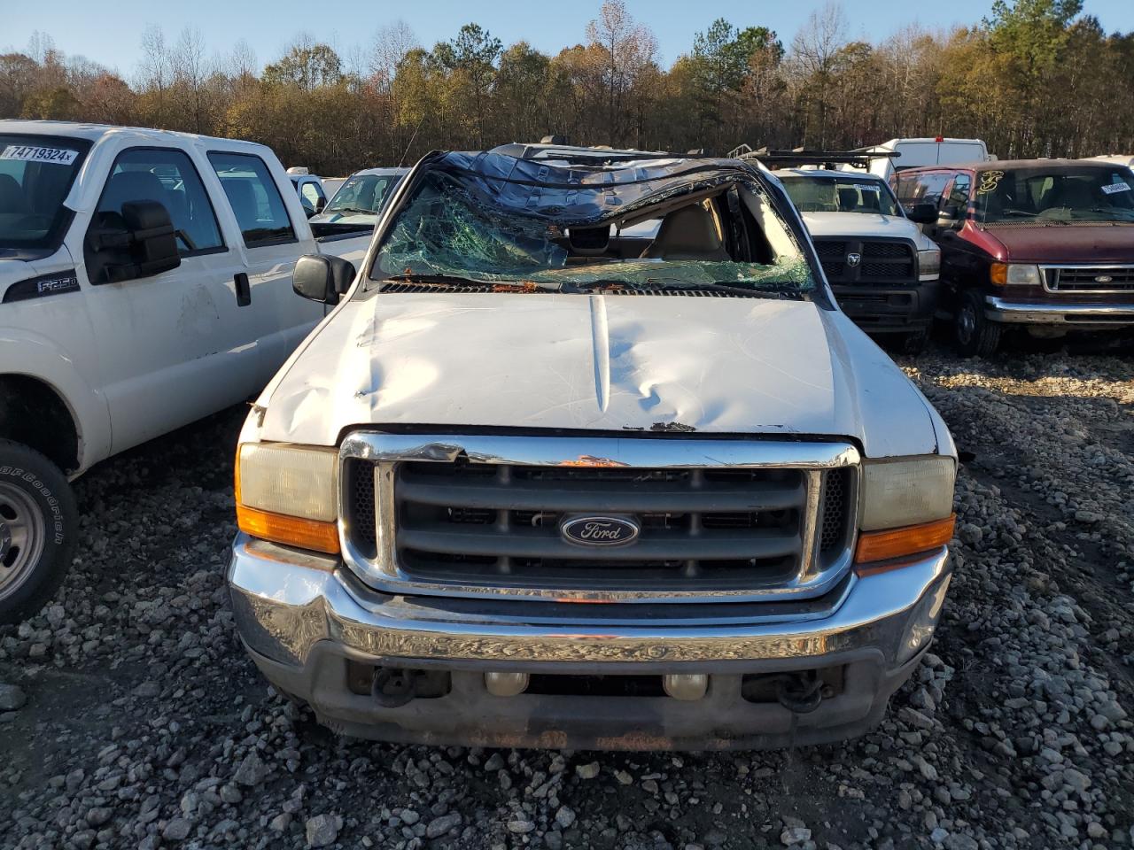 2001 Ford F350 - Image 5