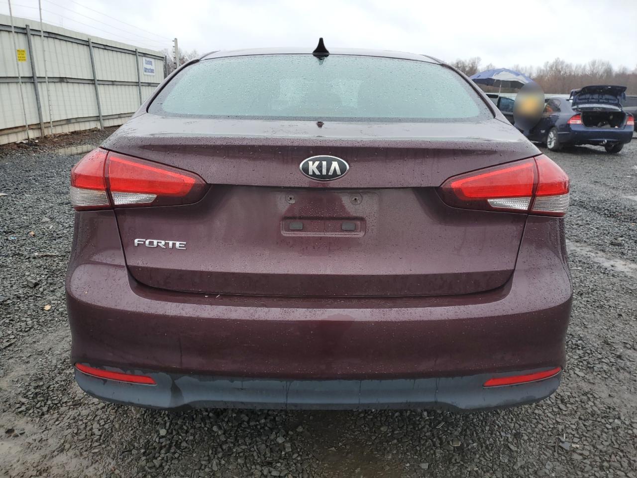 VIN 3KPFK4A78JE164595 2018 KIA FORTE no.6