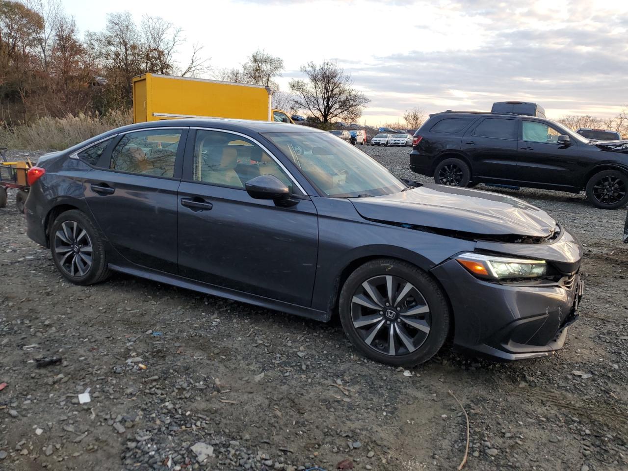 2022 Honda Civic - Image 4